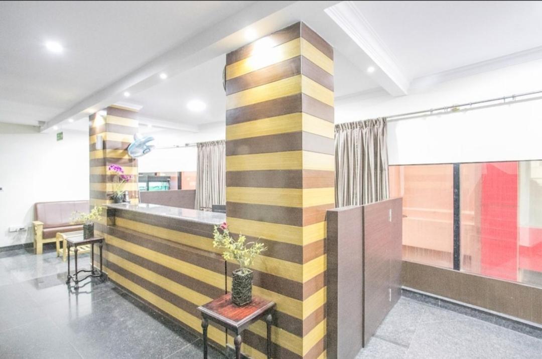 Westernsuites Hotel / Spa Bangalore Exterior photo